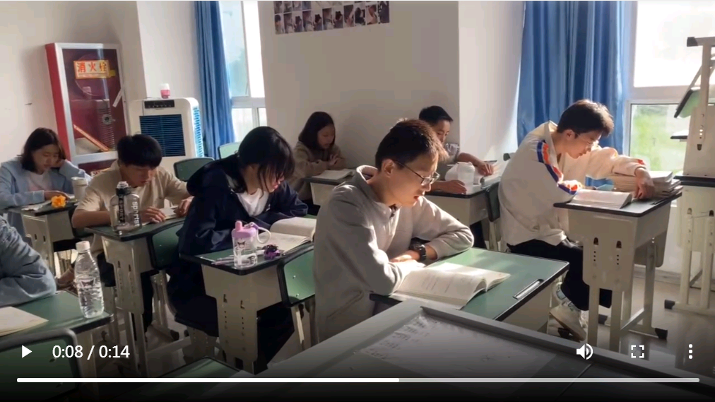  一年级2班语文早读