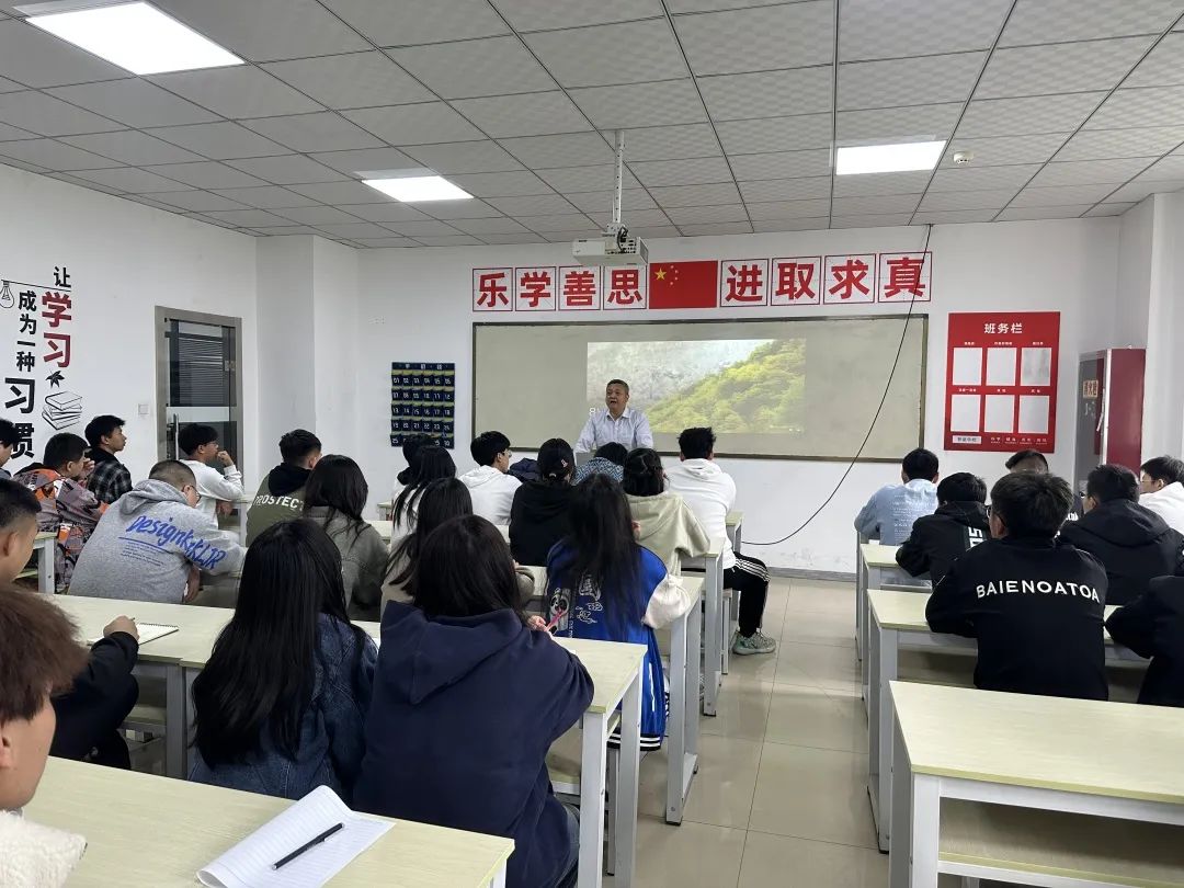 明德理工学院王卫军教授