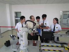 <b>＂技工教育：奠定坚实就业基础，塑造未来职场</b>